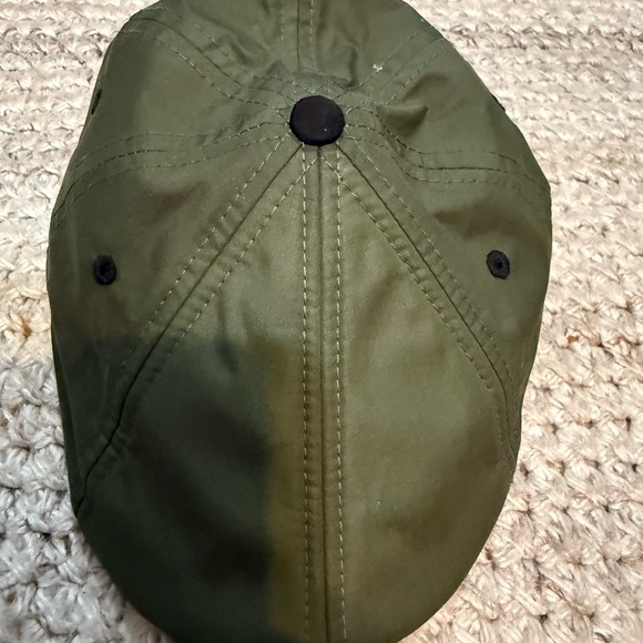 Classic Olive Men's Cap - Picture 4 of 5